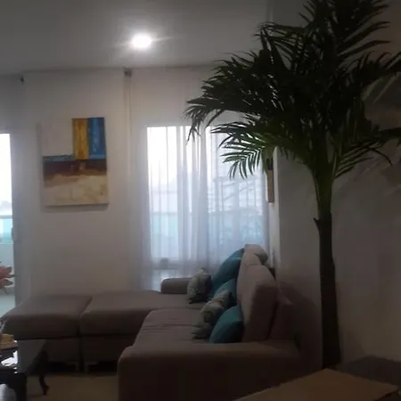 Hermosa Vista Laguito Apartamento